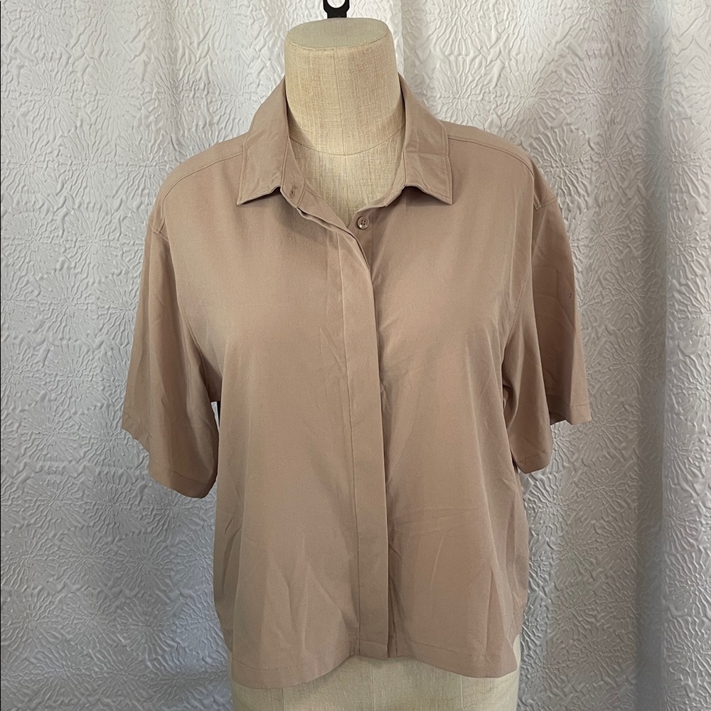 STYLUS Women's Button Down Tan Shirt